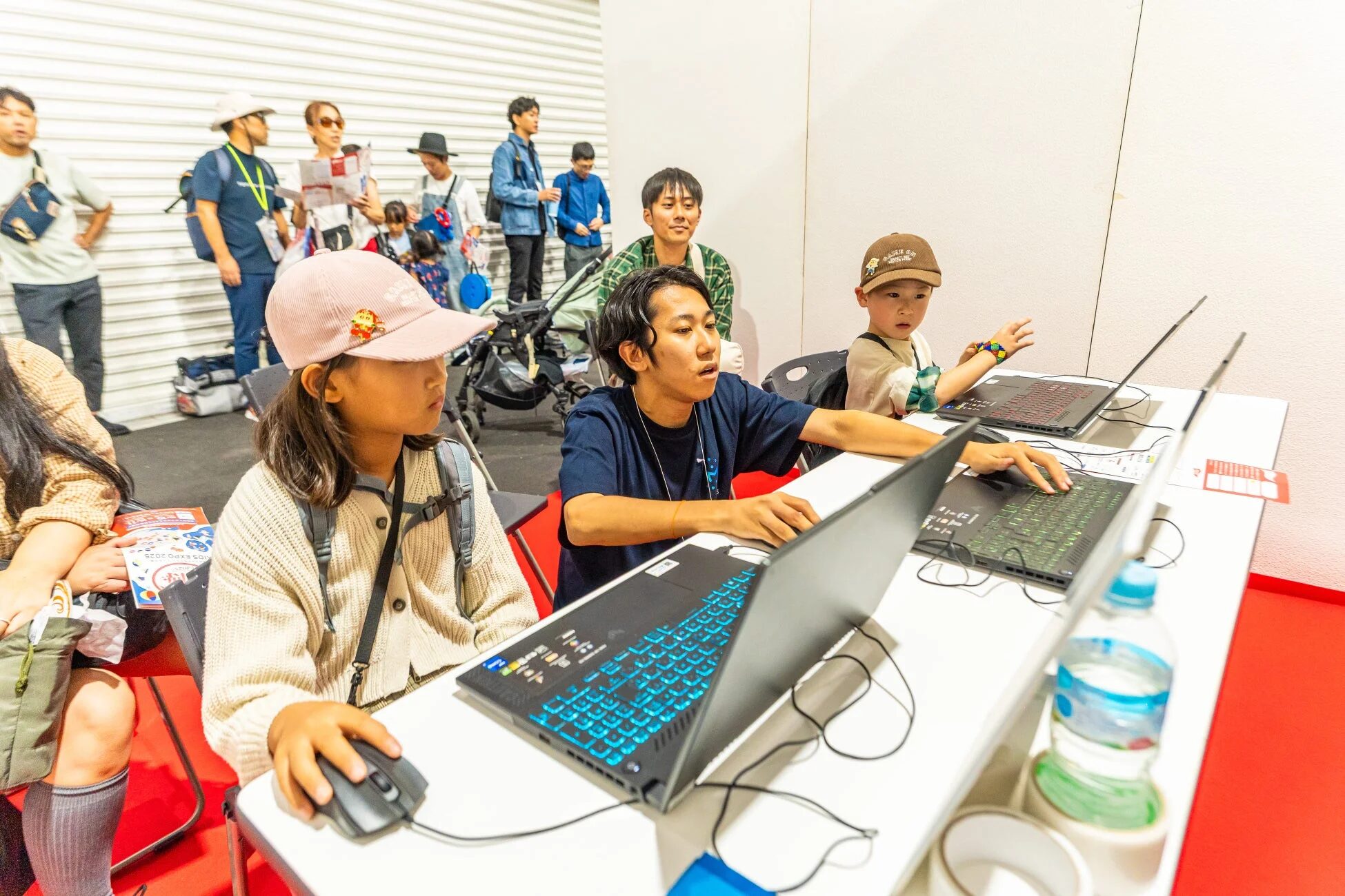 KIDS EXPOでの子供たちのプログラミング体験