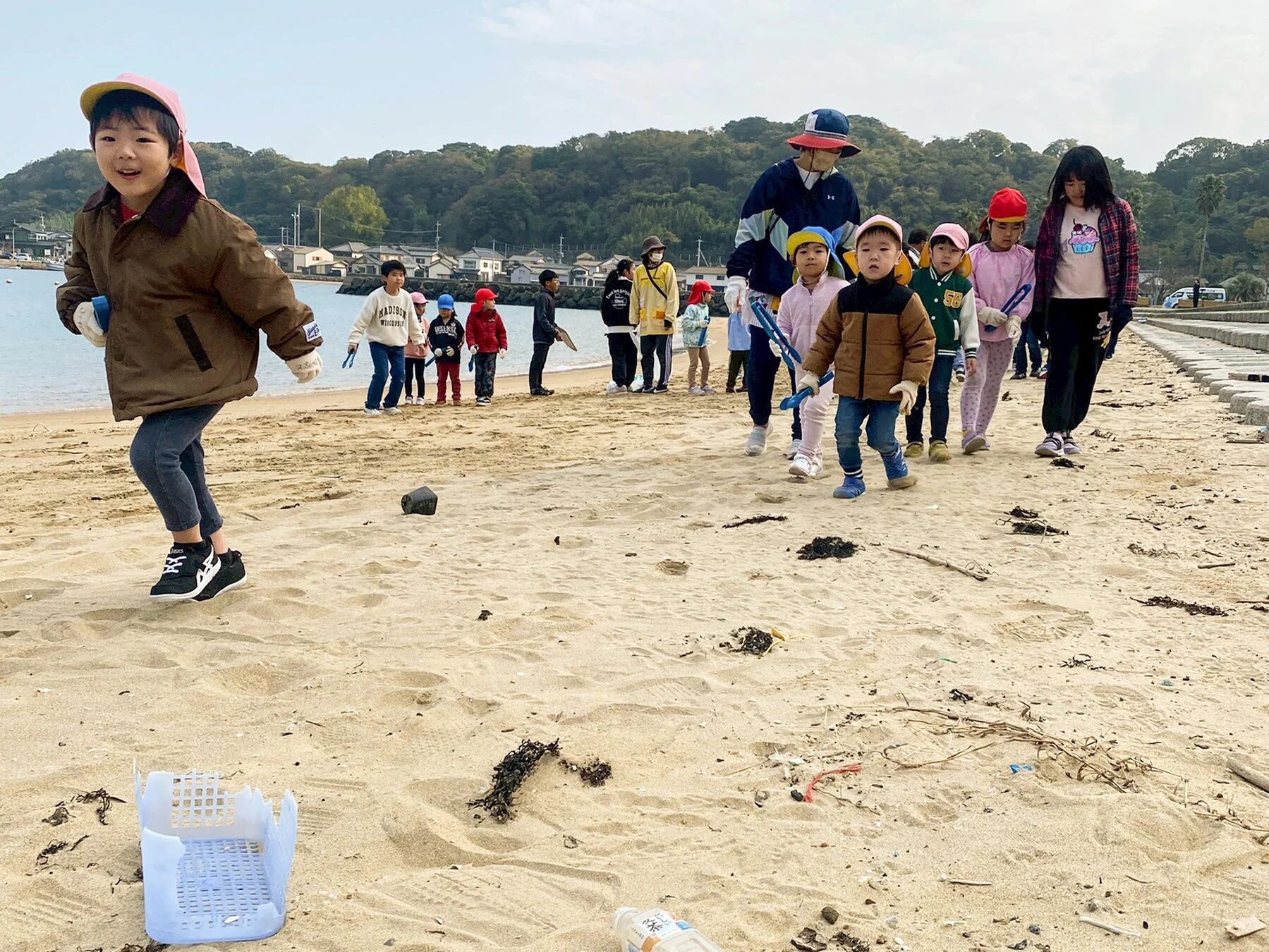 海岸での清掃活動