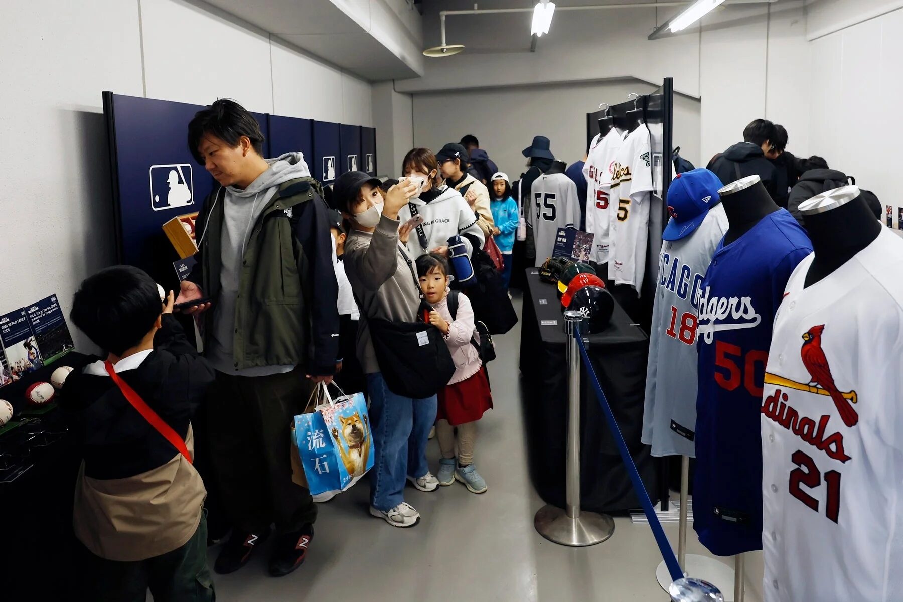 MLBミュージアムの展示風景