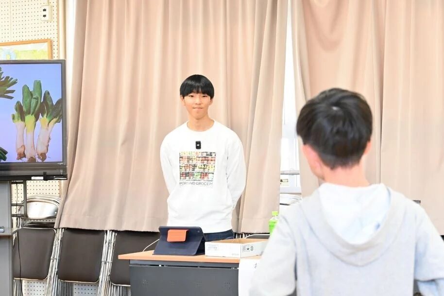 授業風景、ネギ