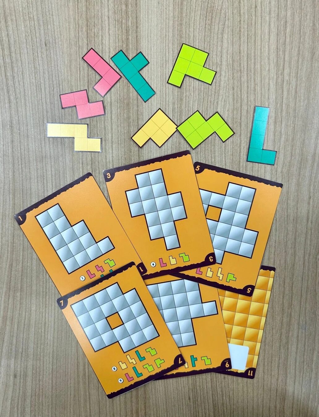 ひらめき！かたちパズル