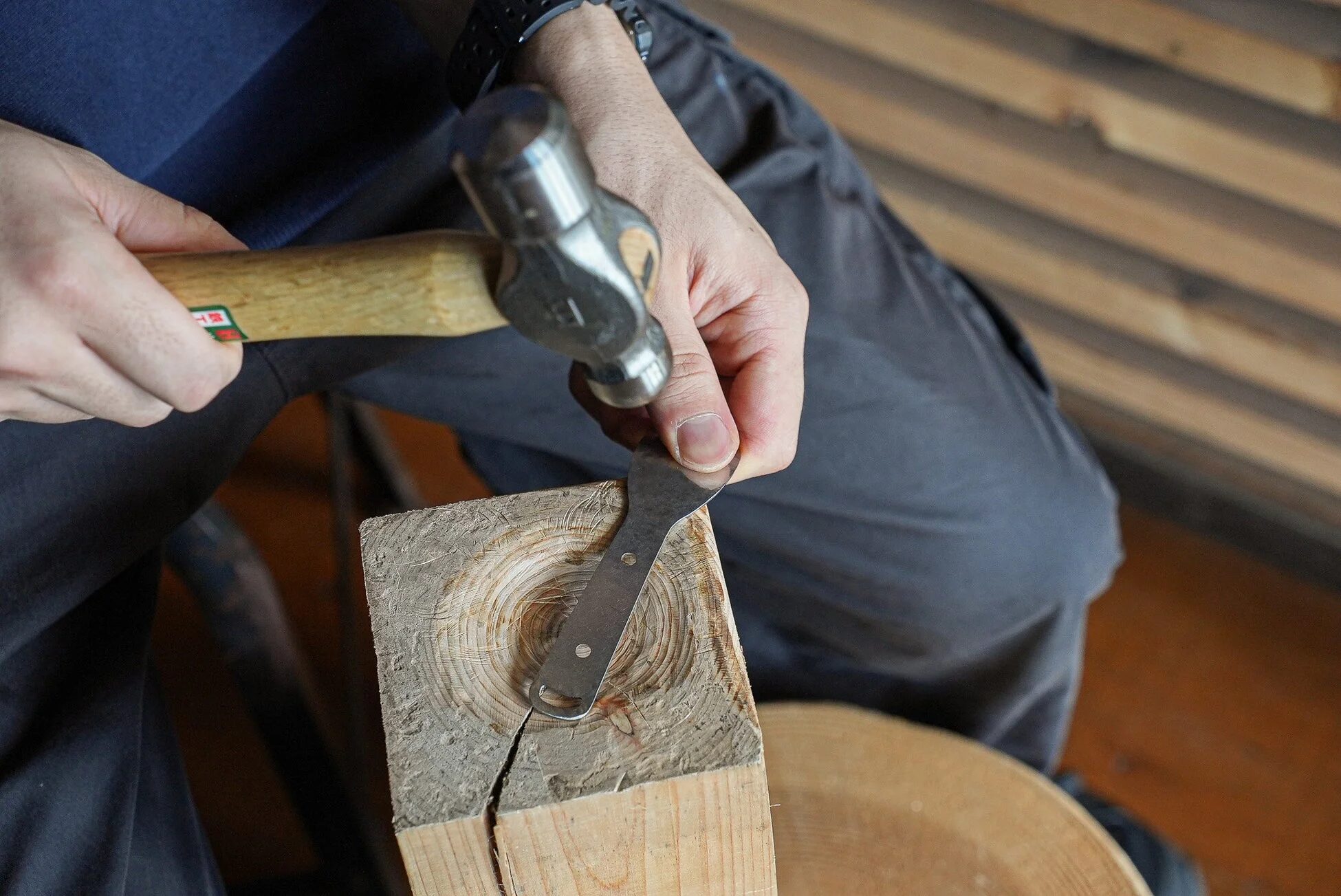 木材加工の様子