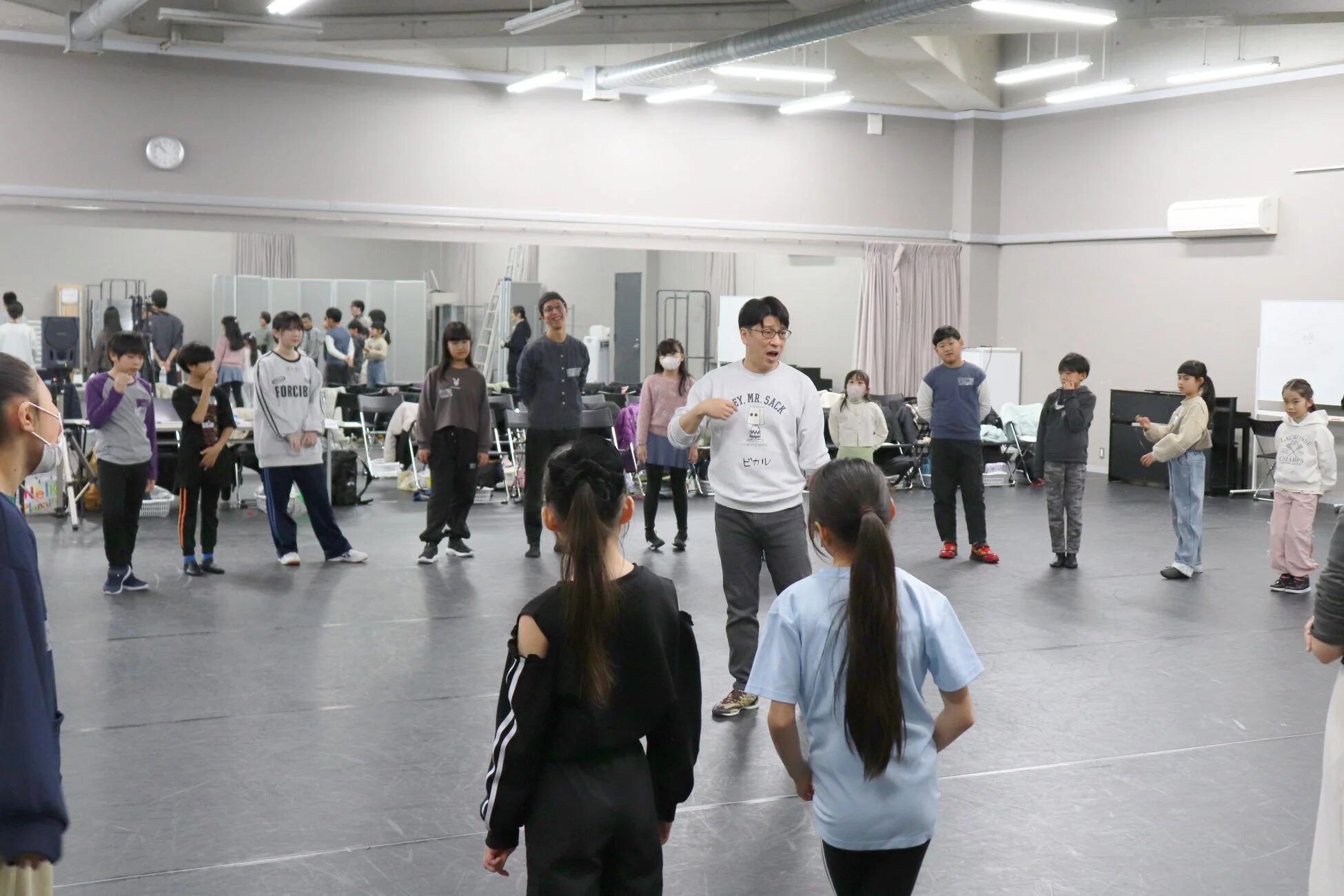 カサノボー晃さんと子どもたち