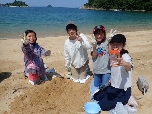 広島干潟生物研究会の活動風景